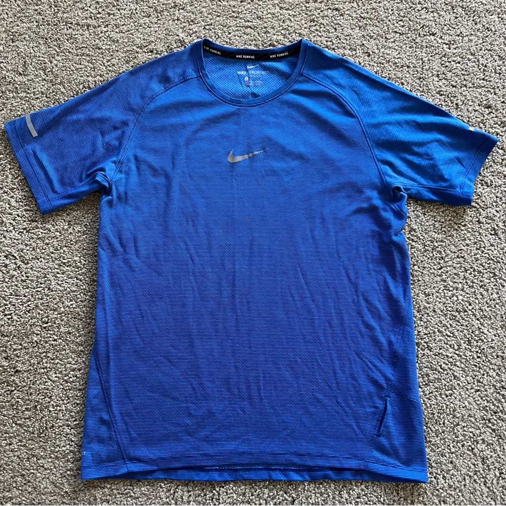 Nike Dri Fit Aeroreact Running Shirt